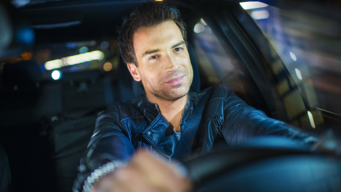 Знайдіть відповідні галогенні лампи для свого автомобіля