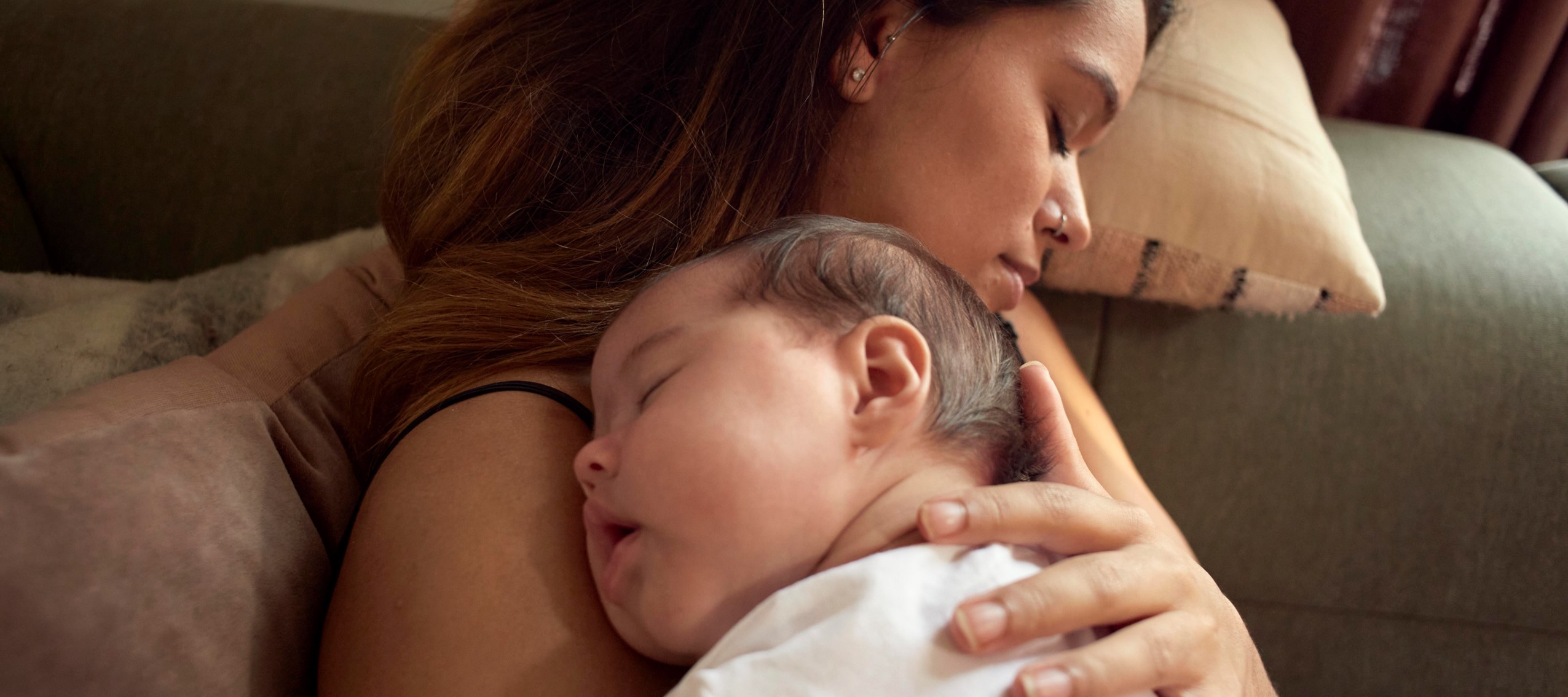 Намагайтеся спати або принаймні відпочивати коли дитина спить.